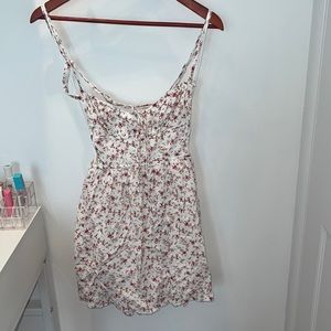 Isabelle’s cabinet dress